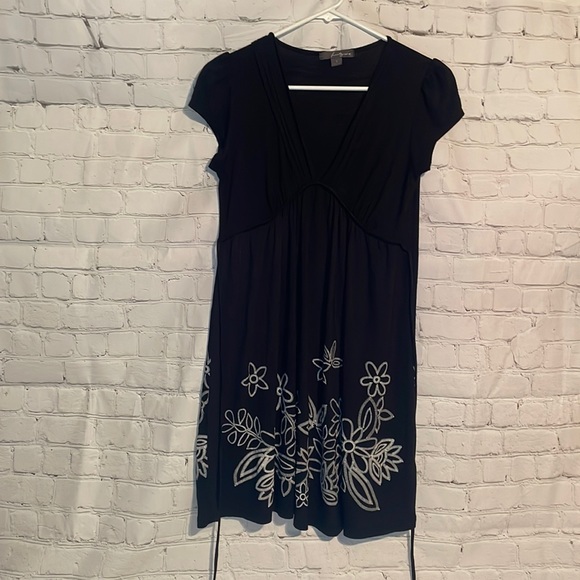 twenty one Dresses & Skirts - Boho Black Dress Sz Small